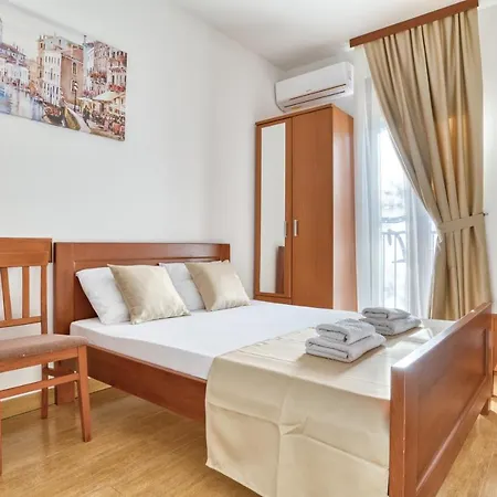 Garni Hotel Milica Herceg Novi Buitenkant foto