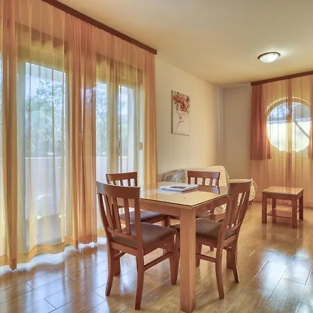 Garni Hotel Milica Herceg Novi Buitenkant foto