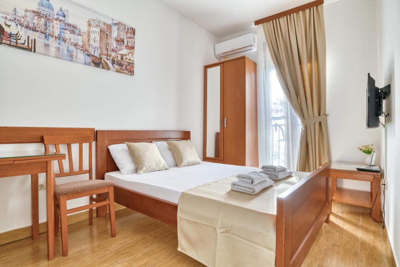 מלון Garni Milica 4*