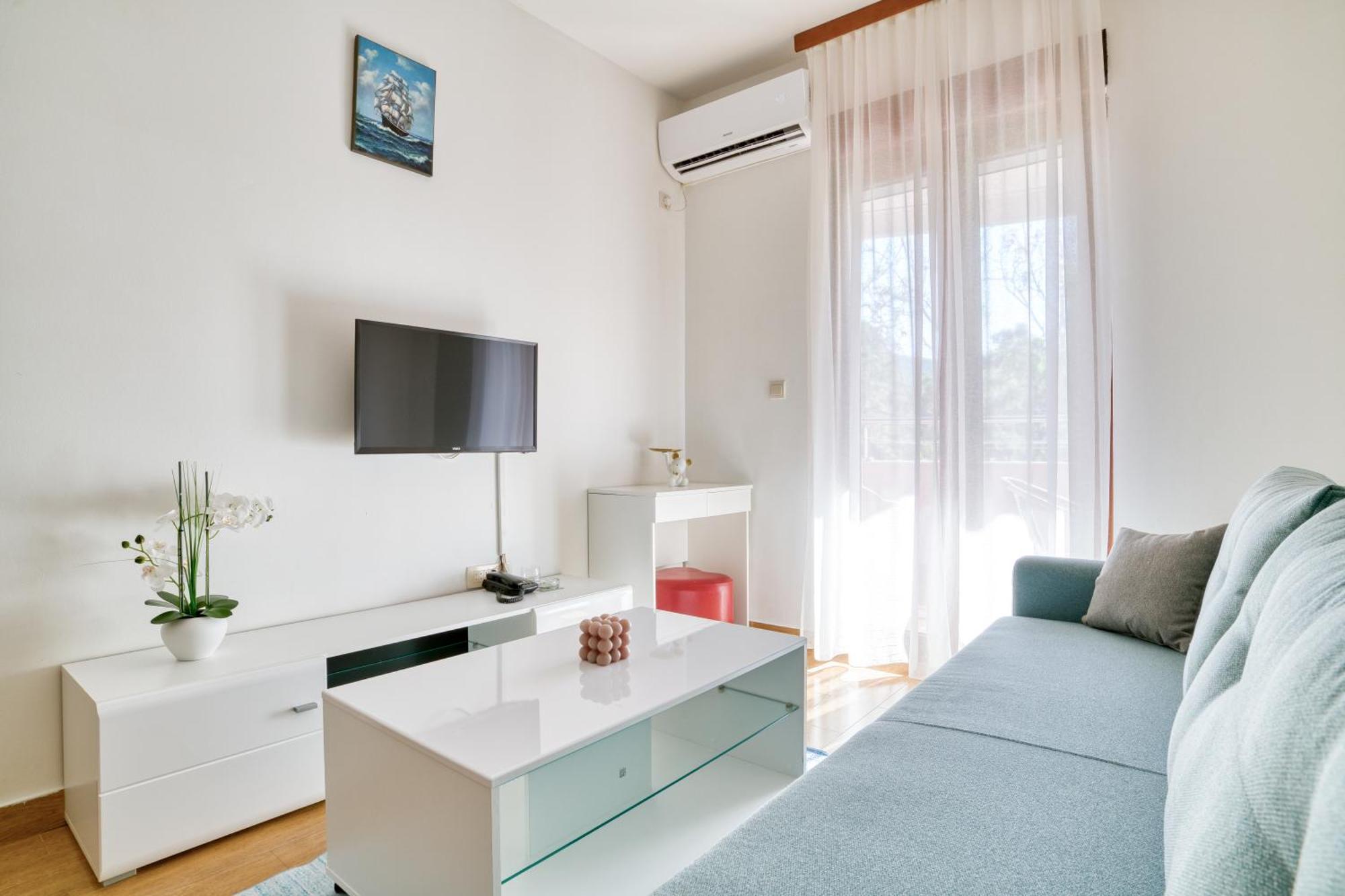 Garni Milica 4* Herceg Novi